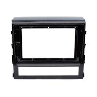 Toyota Land Cruiser 200  2015+ Рамка переходная 9 дюймов